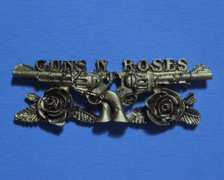 Guns N Roses - Hard Rock Band - Group - Vintage Lapel Pin - Hat Pin - Pinback