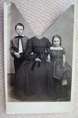 Antique Cw Era Cdv Photo Of Mother & 2 Children Mother 