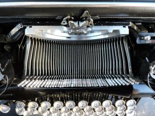 1926 Underwood Standard 4 Bank Portable Typewriter 4B101426 5