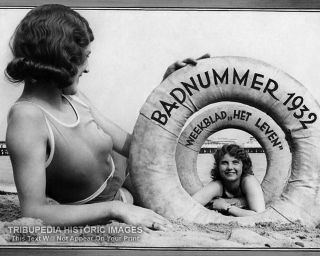 1932 Bathing Beauties Vintage Photo - Optical Illusion Swimsuit Girls