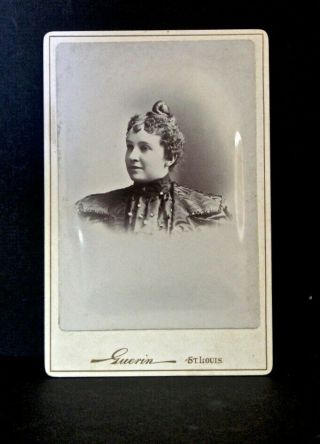 1895 F.  W.  Guerin,  St.  Louis " Padded " Cabinet Card Photograph Alvina Huelskoetter