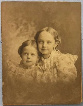 Vintage Old 1905 Photo Of Two Pretty Girls Sisters Isabelle Warner Hardie