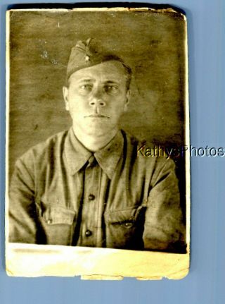Found B&w Photo N_4976 Portrait Of Soldier In Uniform And Hat