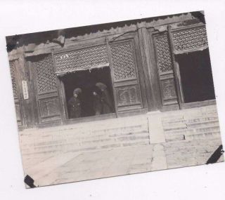 Old Chinese Photo Peking / Beijing Lama Temple Priests China Vintage C.  1920 (513