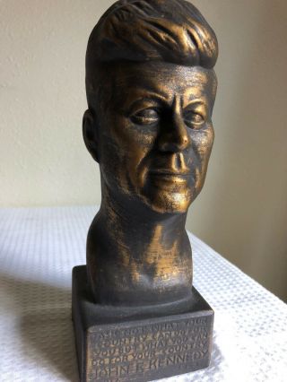 JFK Bust.  John F.  Kennedy Statue.  Vnt 1963 President - “Ask Not What.  Speech. 6