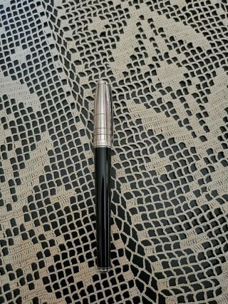S.  T.  Dupont Olympio Fountain Pen Nib 14k Black Lacquer