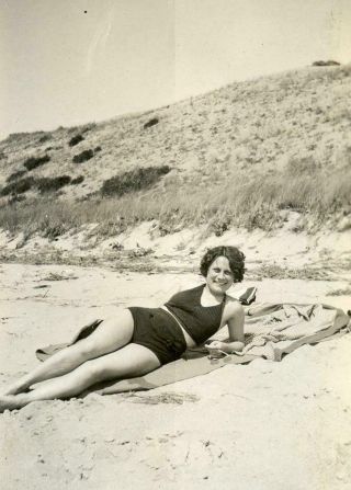 Ac72 Vtg Photo Swim Suit Woman On Beach Blanket,  Provincetown Ma C 1937