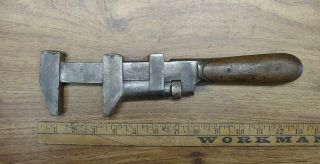 Antique H.  D.  Smith Perfect Handle 12 - 1/2 " Split Wood Handle Design Monkey Wrench