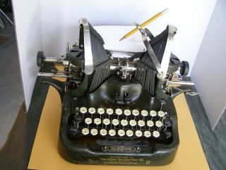 Antique Oliver No.  9 Typewriter - The Printype Pat Nov.  5 Th 1912.