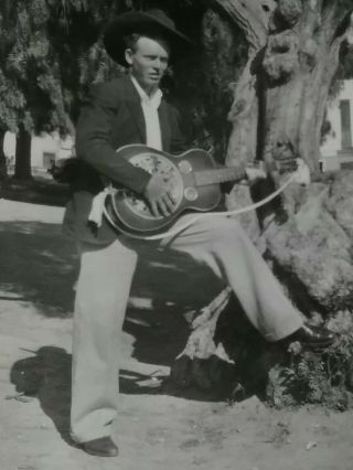 Vintage Snapshot Photo Man Playing Guitar Dobro Gibson Bill Montgomery