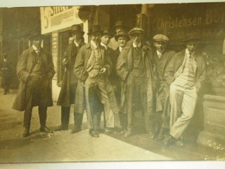 Ten Men On A York Street 1910 B&w Photo 2.  5 " X 4.  25 "