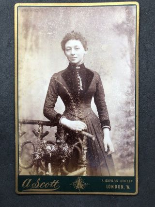 Victorian Photo: Cabinet Card: Lady: Scott: Oxford St London
