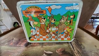 The Funtastic World Of Hanna Barbera Metal Lunch Box w/Thermos 1977 5