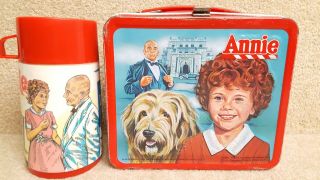 Vintage 1981 Columbia Pictures Aladdin Annie Metal Lunchbox With Thermos & Cup