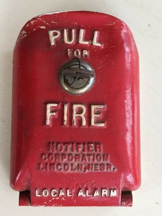 Vintage Local Fire Alarm Pull Station Notifier Corp.  Lincoln,  Ne (no Glass)