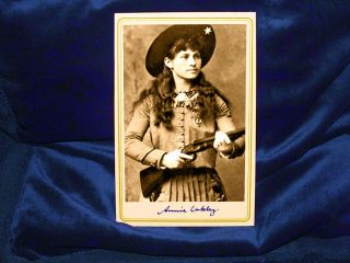 Annie Oakley Cabinet Card Photograph Old West Vintage Photo Cdv
