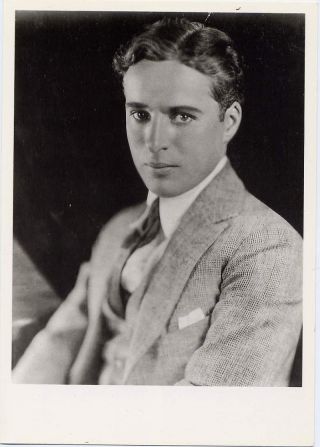 Charlie Chaplin 1920•young Handsome National Portrait Gallery Postcard