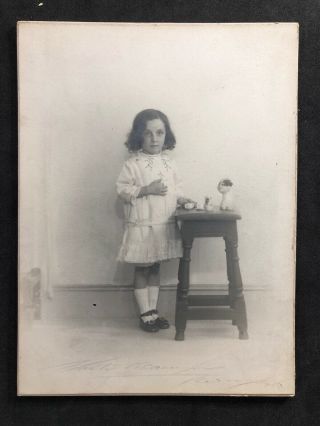 Edwardian Ww1 Photo: Cabinet Card: Young Girl With Toys Dated 1916: Reading