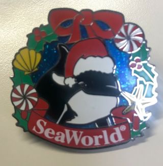 Seaworld Pin — Shamu Christmas - Limited Edition Of 1800 Passholder Pin