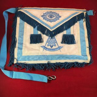 Vintage Masonic Past Worshipful Master Apron.