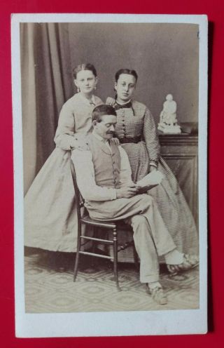 Cdv Fashionable French Family Group,  By Isidore Demee,  Paris