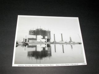 Vintage 1 - 5 - 65 Nasa Vab From Turning Basin And Mobile Launch Towers B&w Photo