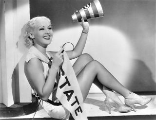 1935 Betty Grable B/w Movie Promo Photo (celebrities & Musicians)