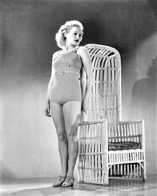 1937 Betty Grable B/w Period Glamour Photo (celebrities & Musicians)