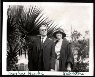 Vintage Photograph 1921 Girl Man Hat Fashion Palm Tree Galveston Texas Old Photo