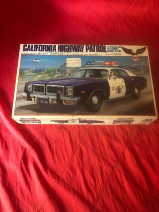 Yodel American Police Series California Highway Patrol 1/24th Scale Motorized