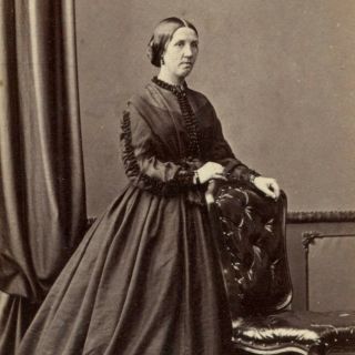 1860s Woman Large Crinoline Dress Cdv Photo Carte De Visite Victorian Derby