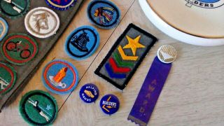 Vintage Seventh - Day Adventist Pathfinder Sash,  SDA,  PATCHES,  Pins,  mixed, 3