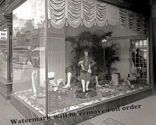Photograph Of The High Fashion Ladies Store Erlebacher Washington Dc 1916 8x10