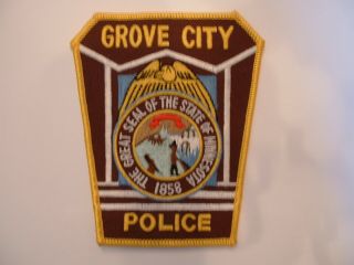 Grove City (type 2) Police Obsolete Cloth Shoulder Patch Minnesota Usa