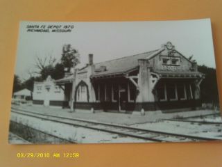Scarce Rppc Postcard Santa Fe Rr Railroad Train Station Depot Richmond Missouri