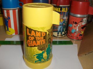 Land Of The Giants`1968`20th Century,  Plastic Lunchbox - Thermos - 2 Us
