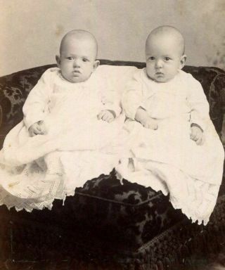 Antique Cabinet Photo Cute Little Twin Babies By Eggers Dunkirk Ny Backstamp