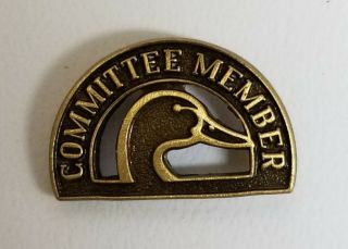 Committee Member Ducks Unlimited Collectible Lapel Pin Duck Hunter