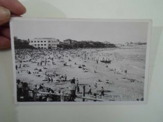 Vintage Rp Postcard The Beach Looking North Cronulla N.  S.  W.  Australia §a1462