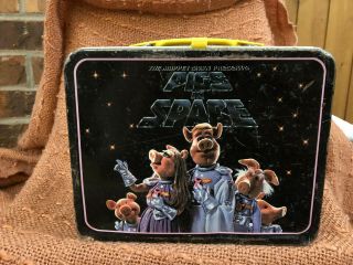 Vintage Thermos Brand The Muppet Show Presents Pigs In Space Metal Lunchbox 1977