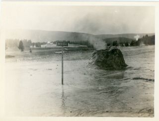 Vintage B/w Photo Of The Beehive Geyser In Yellowstone National Park