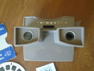 Vintage View Master 3D Viewer & Rare Sawyers Picture Tour Reel T.  V.  & Cartoons 4