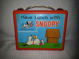 1968 Thermos Canada - Snoopy Peanuts Gang Plastic Canadian Lunchbox - Vg,