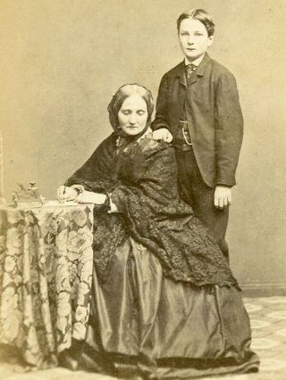 1860s Cdv Laura Maiwaring & Son Algernon By Verneuil Of Boulogne France