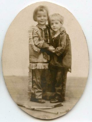 Bt119 Vintage Photo Rppc Little Hug,  Cowboy& Indian Play Toy Guns C Early 1900 