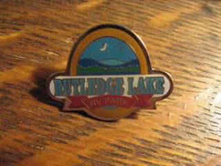Rutledge Lake Rv Park Pin - Fletcher North Carolina Usa Trailer Resort Lapel Pin