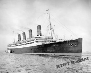 Photograph Vintage Steamship S.  S.  Aquitania White Star Line Year 1916 8x10
