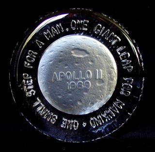 Vintage Fenton Glass 1969 Apollo 11 Moon Landing Paperweight