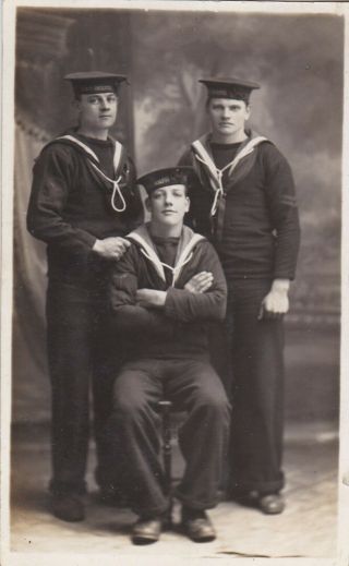 Old Vintage Photo Military Navy Sailor Uniform Hms Skilful Dovercourt Essex F3