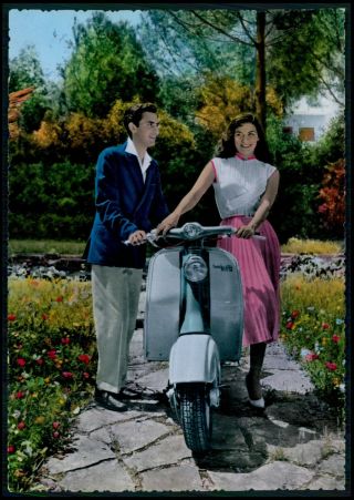 Motorcycle Vespa Scooter Lambretta Pinup Pin Up Love Romance 1950s Postcard Cc